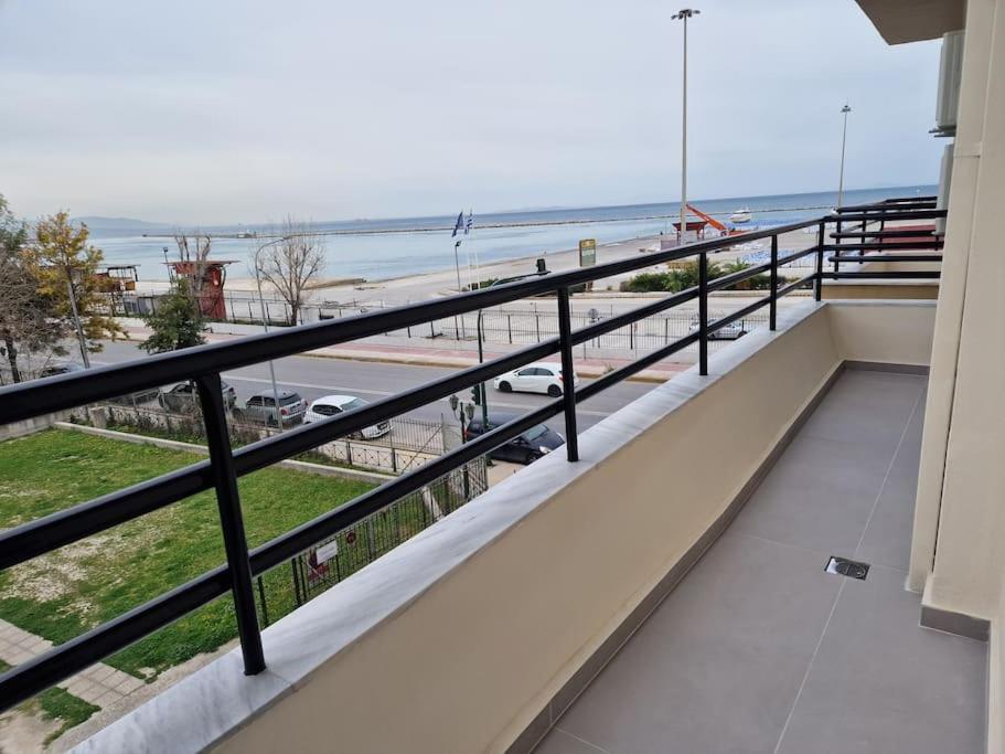 Patras Blue Sea And Sky Deluxe Apartment Exteriör bild